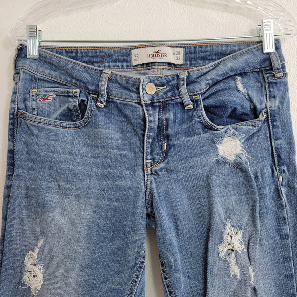 Hollister Destroyed/Distressed Skinny Jeans - Picture 3 of 10